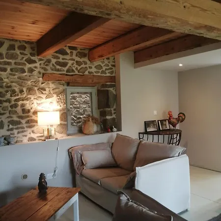 Moulin De Joumard, Gites, Et Table D'hotes De Charme , Jacuzzi, Sauna, Piscine Et Bain Nordique Etablissement 4 Etoiles Bed & Breakfast Aubazat