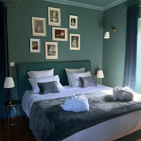 Moulin De Joumard, Gîtes, Et Table D'hôtes De Charme , Jacuzzi, Sauna, Piscine Et Bain Nordique Etablissement 4 étoiles Aubazat