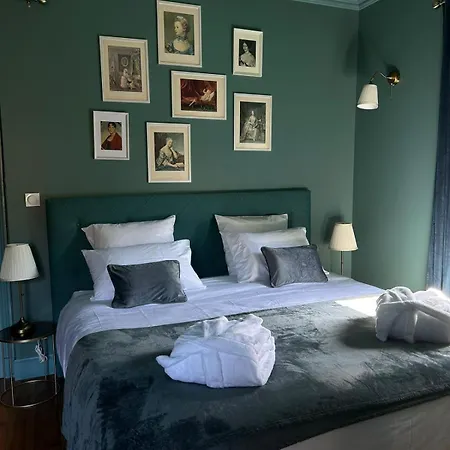 Bed & Breakfast Moulin De Joumard, Gîtes, Et Table D'hôtes De Charme , Jacuzzi, Sauna, Piscine Et Bain Nordique Etablissement 4 étoiles 4*