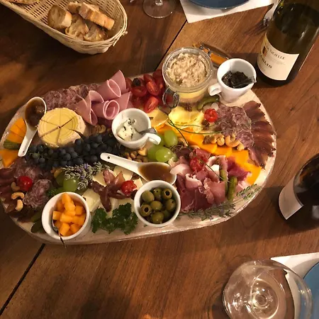 Moulin De Joumard, Gites, Et Table D'hotes De Charme , Jacuzzi, Sauna, Piscine Et Bain Nordique Etablissement 4 Etoiles Oda ve Kahvaltı 4*
