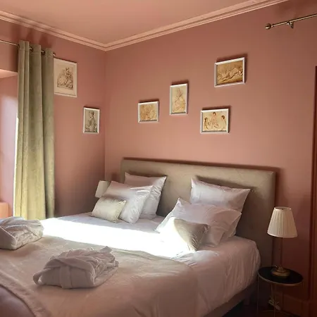 Moulin De Joumard, Gites, Et Table D'hotes De Charme , Jacuzzi, Sauna, Piscine Et Bain Nordique Etablissement 4 Etoiles